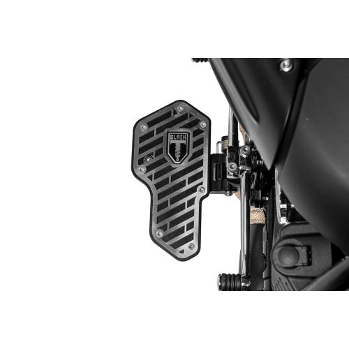 01-018-5320-0 BLACK-T Footboard Kit for BMW R18