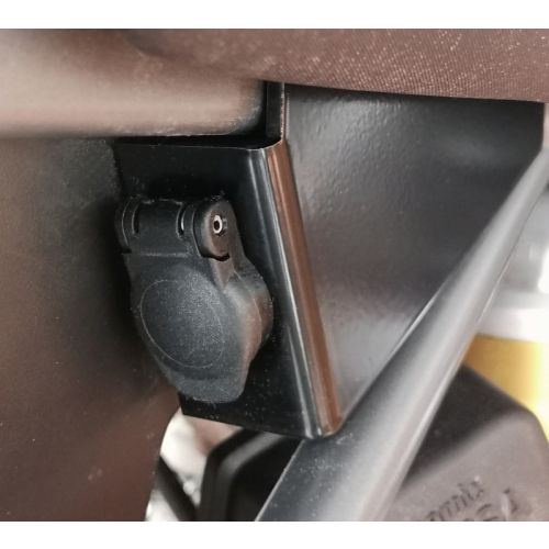 01-030-0086-0 Kit di riposizionamento presa DIN per BMW R1250GS/ R1250GS Adventure/ R1200GS da 2013/ R1200GS Adventure a partire dal 2014